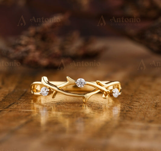 Nature Branch Dainty Twig Wedding Band