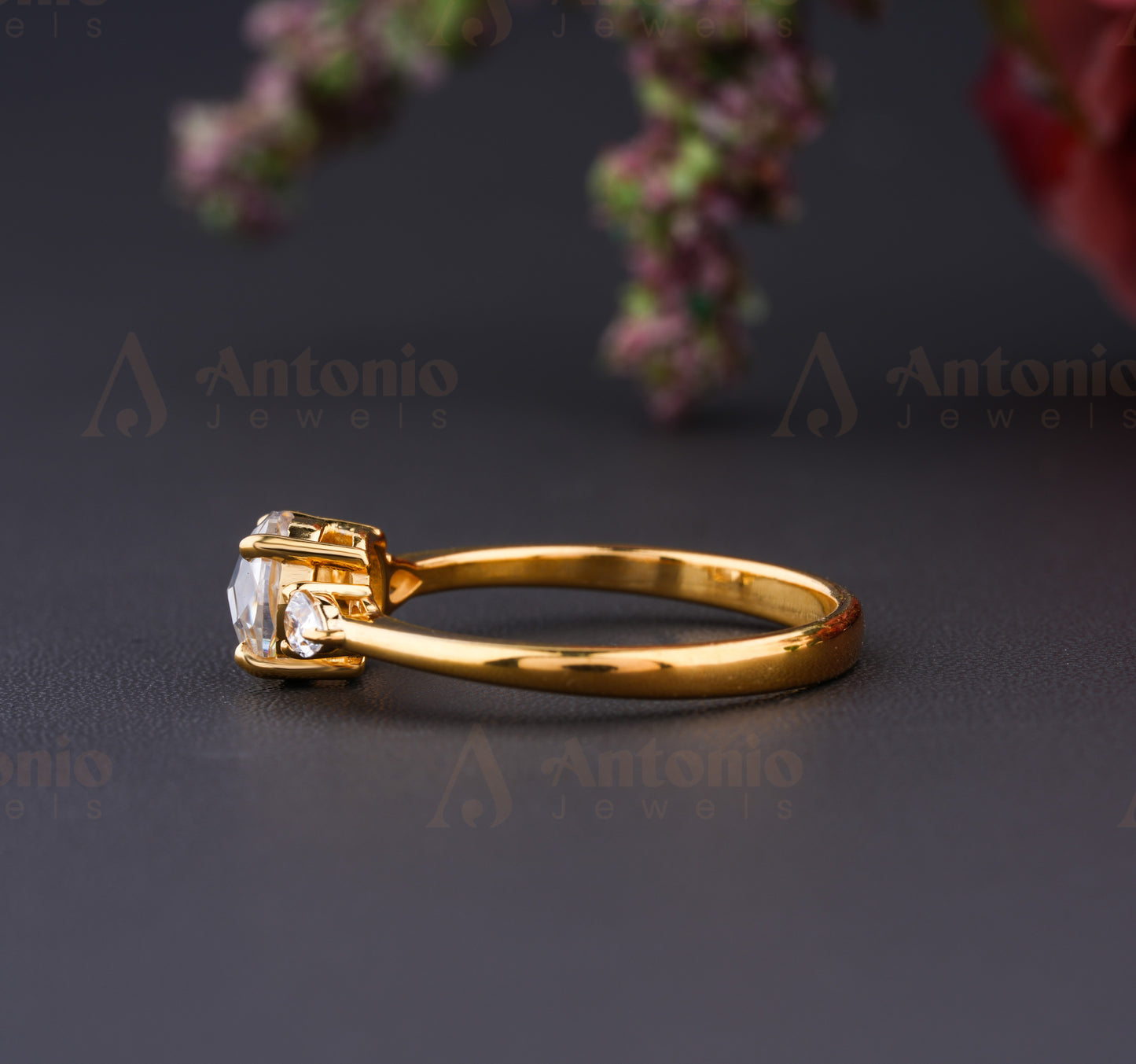 Halo Moissanite Ring Set