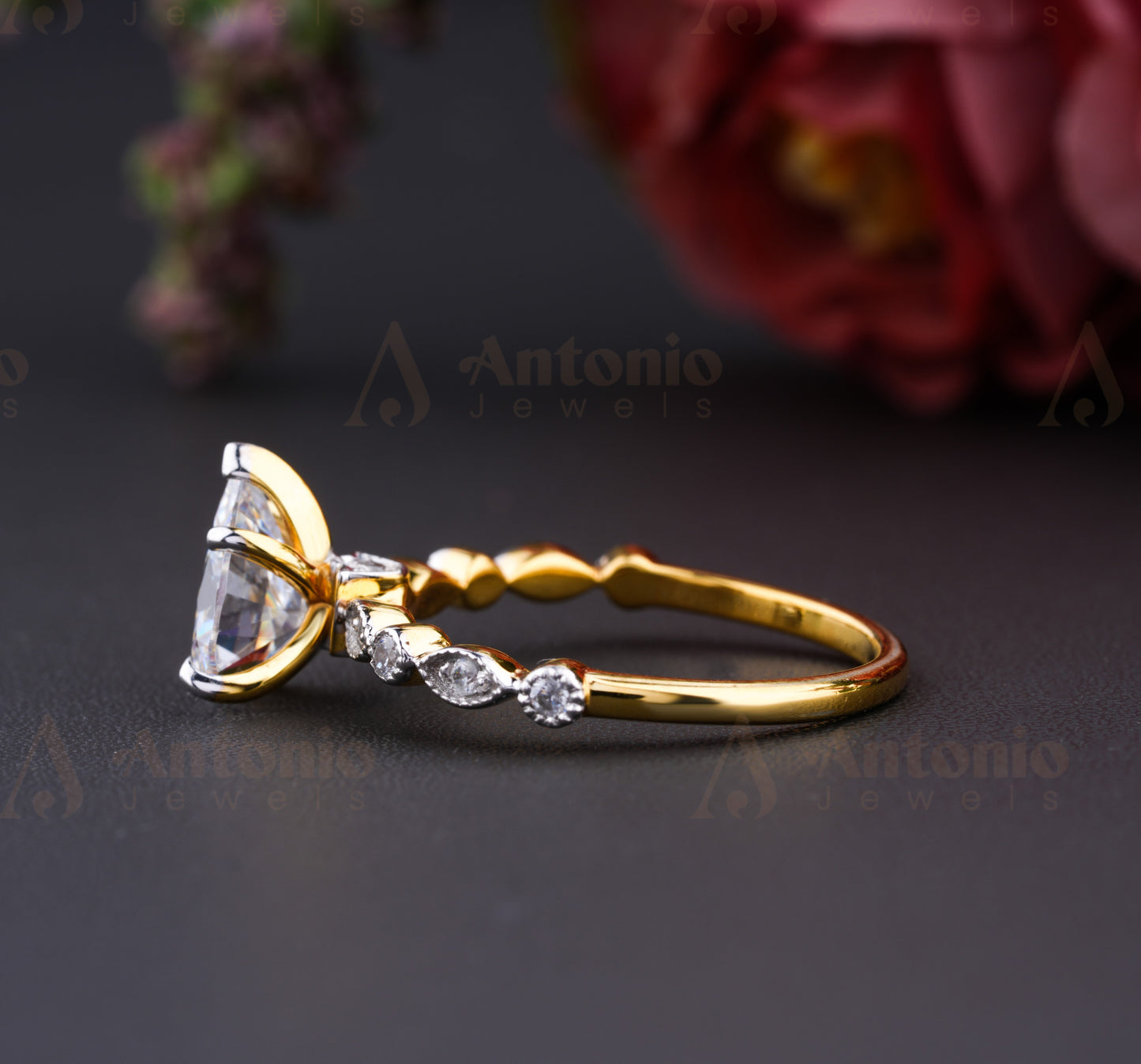 1Ct Pear Cut White Moissanite Women Ring