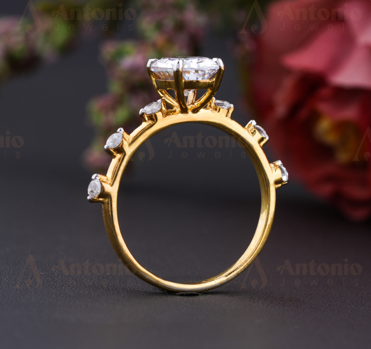 Oval Cut Moissanite Engagement Ring