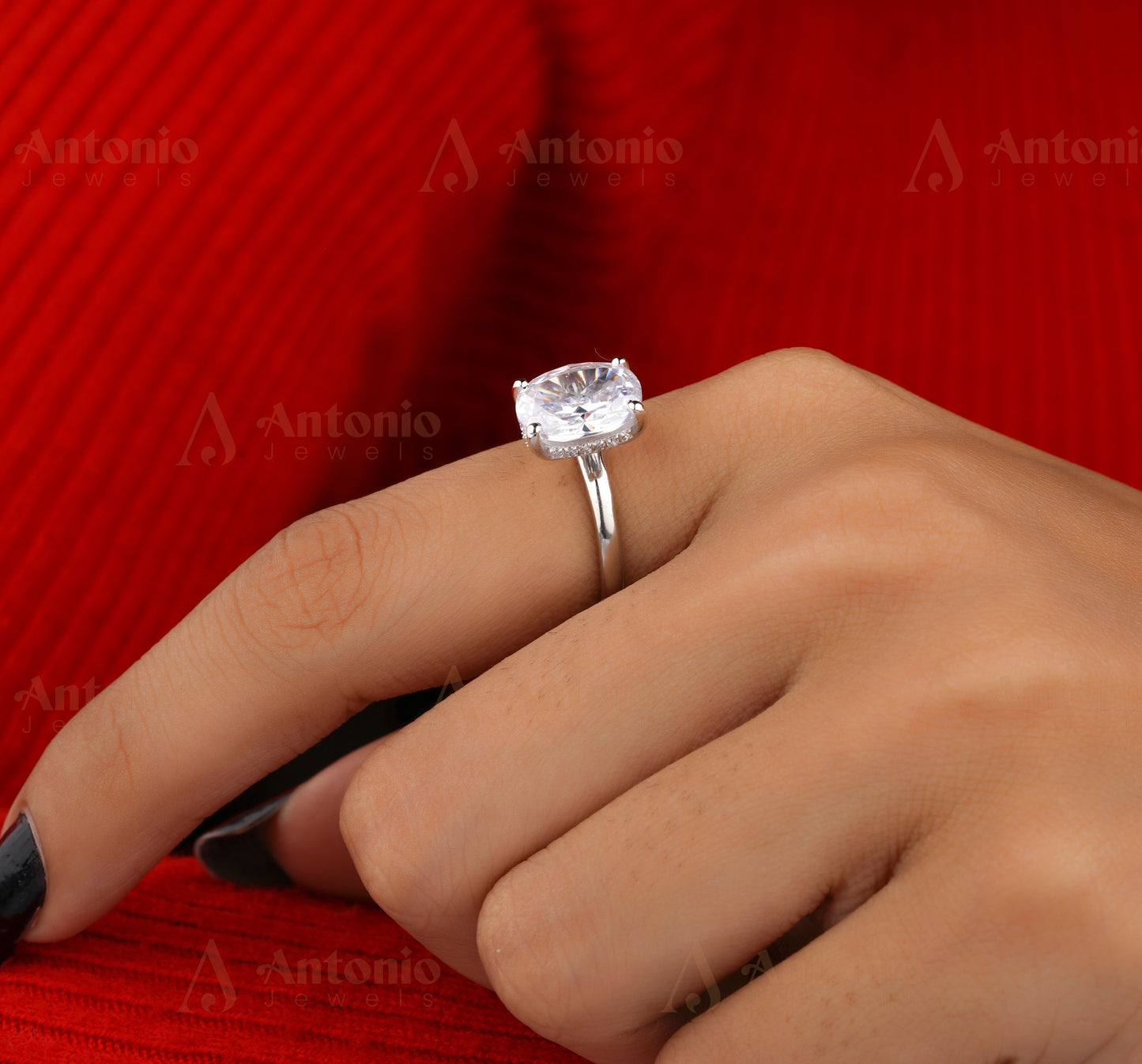 2.00 Ct Cushion Cut Moissanite Engagement Ring