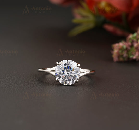 Classic Round Solitaire engagement ring