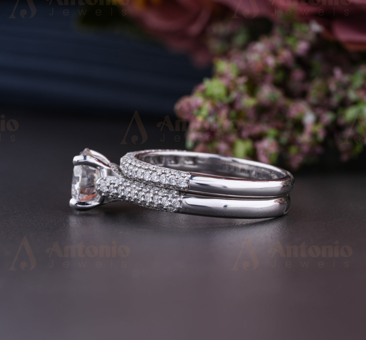 White Gold Round Cut Moissanite Set