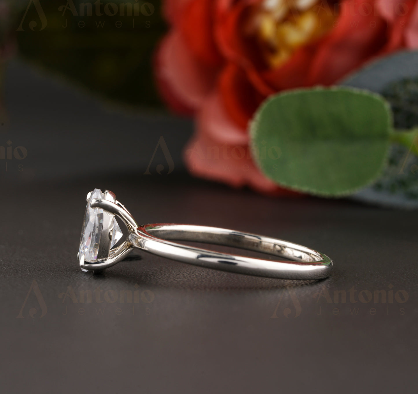 Oval Engagement Ring in 14K White Gold Ring