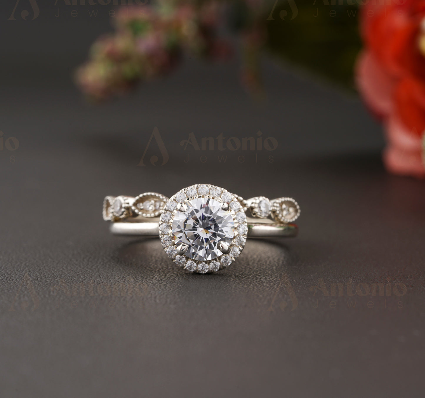 Halo Moissanite Ring Set