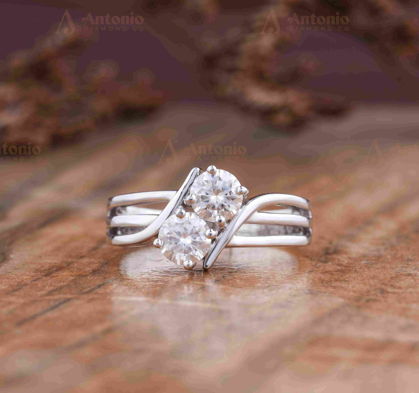 14K Gold Round Toi Et Moi Engagement Ring