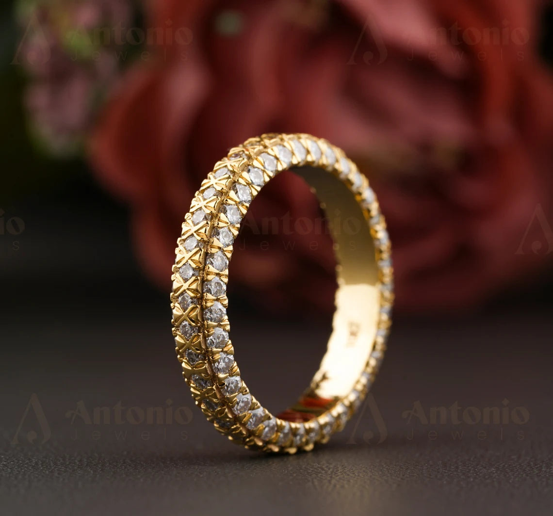 Moissanite Diamond Band