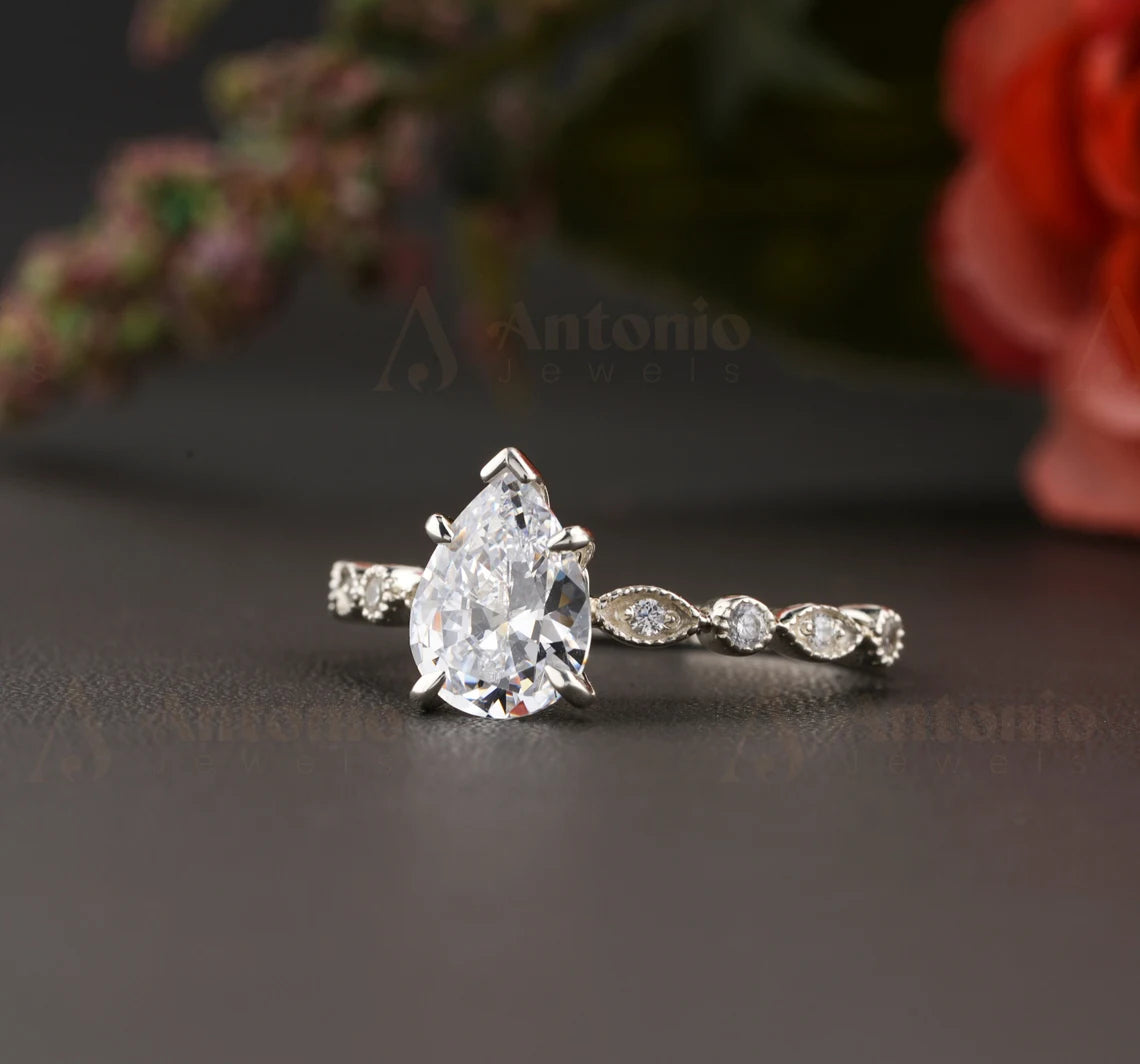 Pear Cut Moissanite Diamond Engagement Ring