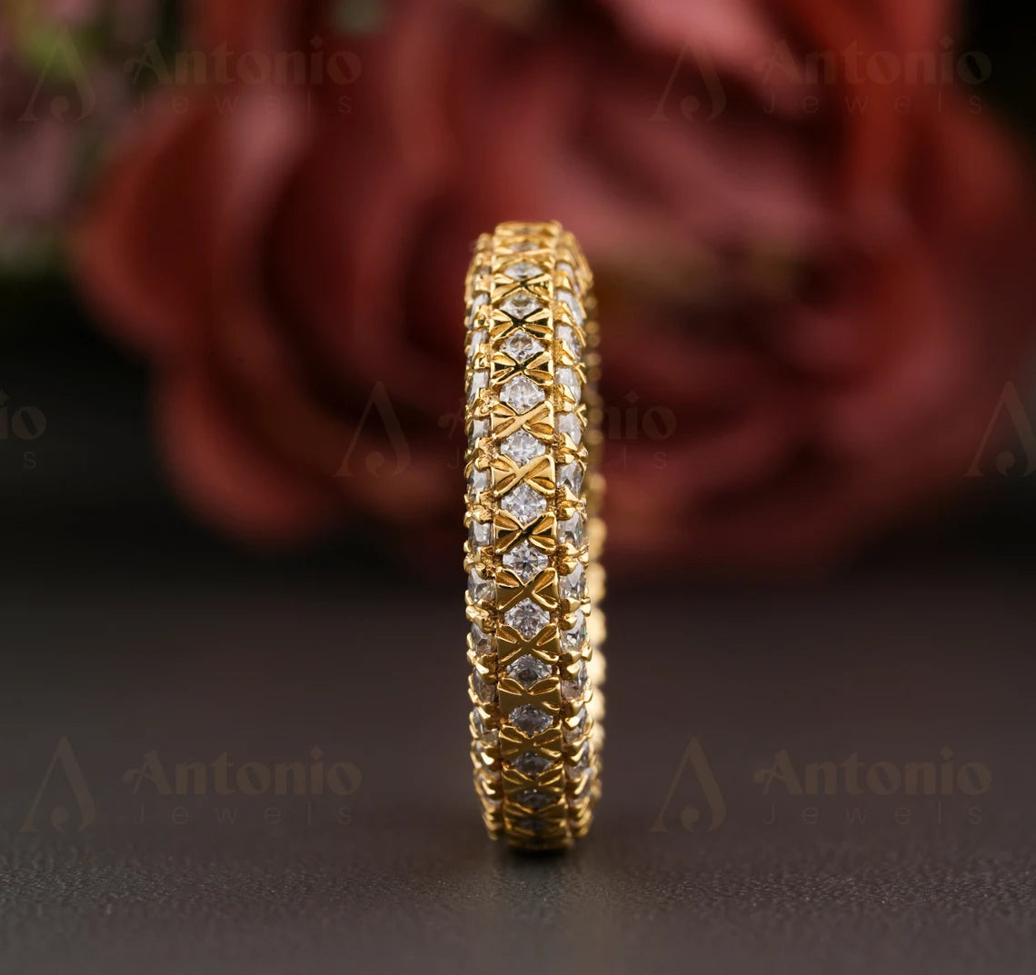 Moissanite Diamond Band