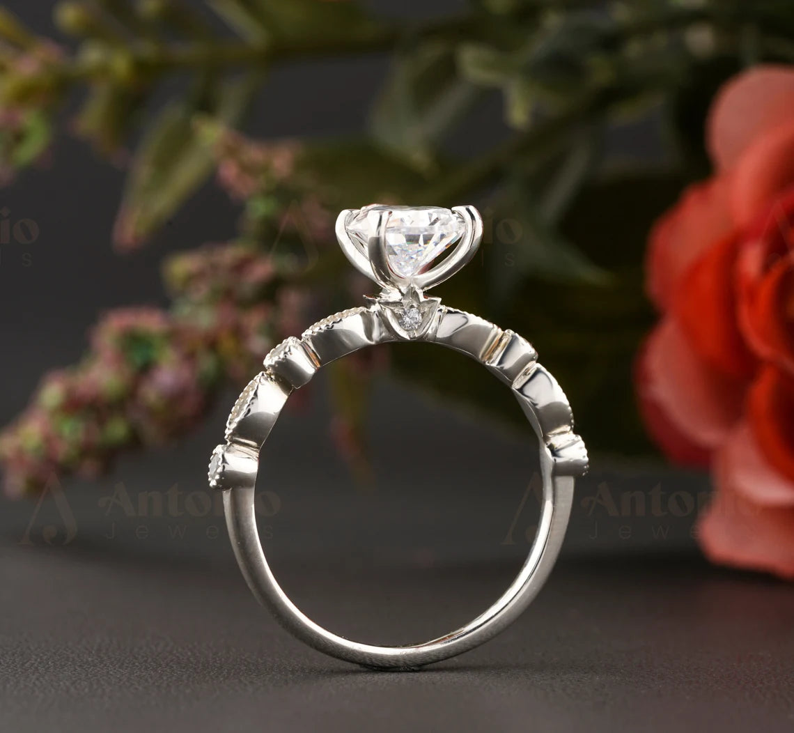 Pear Cut Moissanite Diamond Engagement Ring