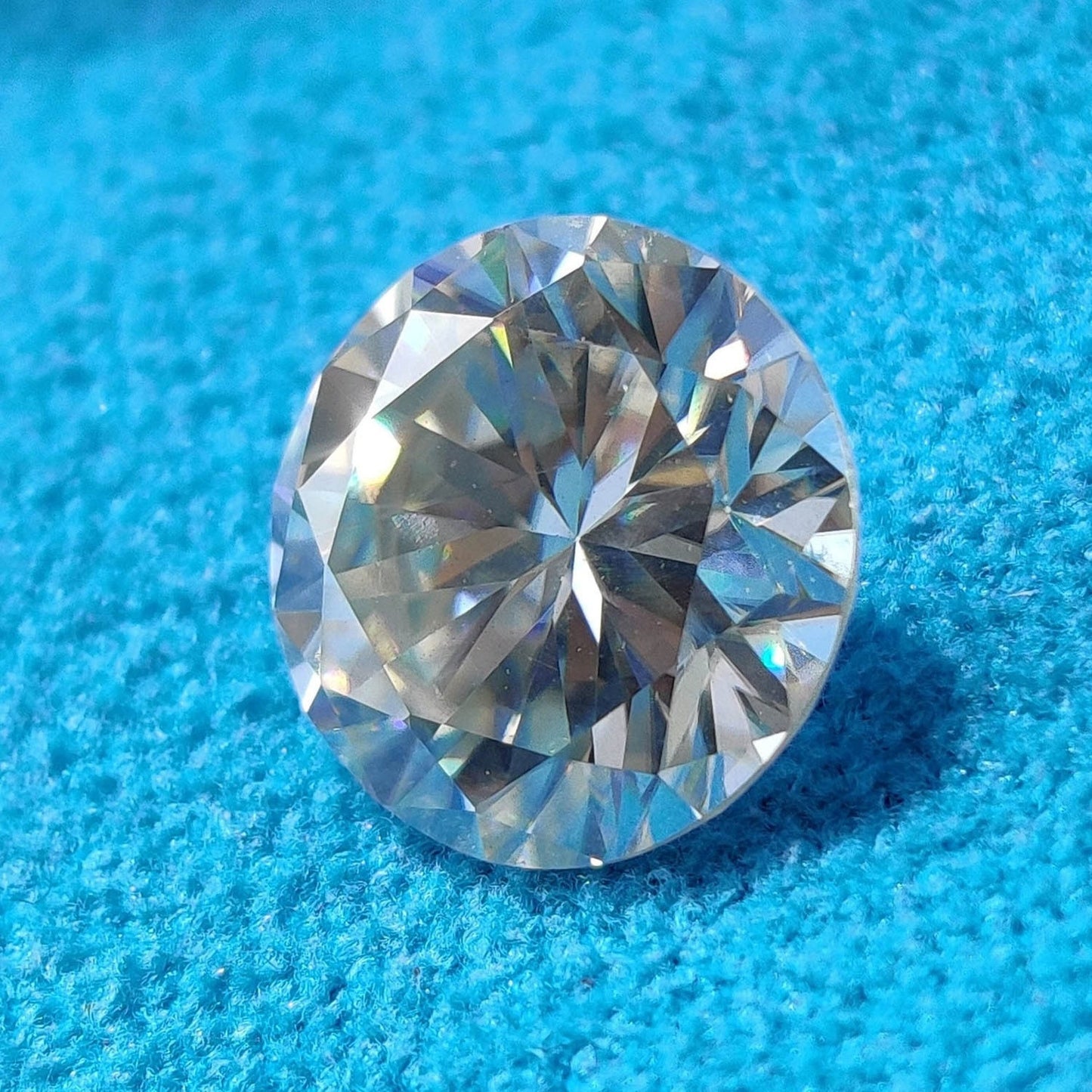 Round Brilliant Diamond Cut Loose Moissanite
