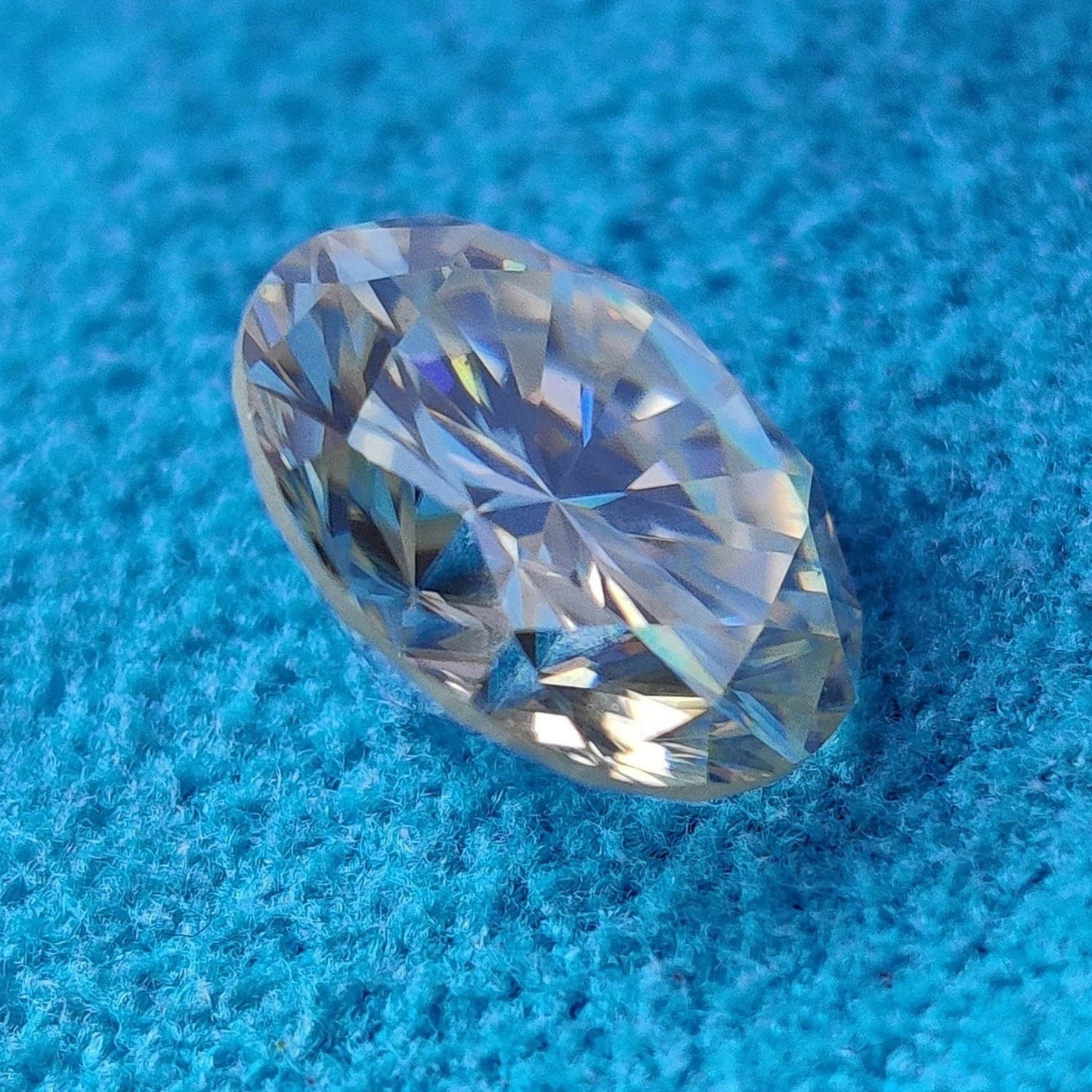 Round Brilliant Diamond Cut Loose Moissanite