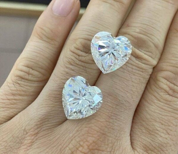 Heart Excellent Cut Loose Moissanite