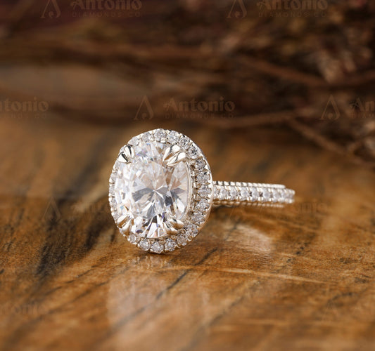 Unique Halo Oval Diamond Party Wear Ring