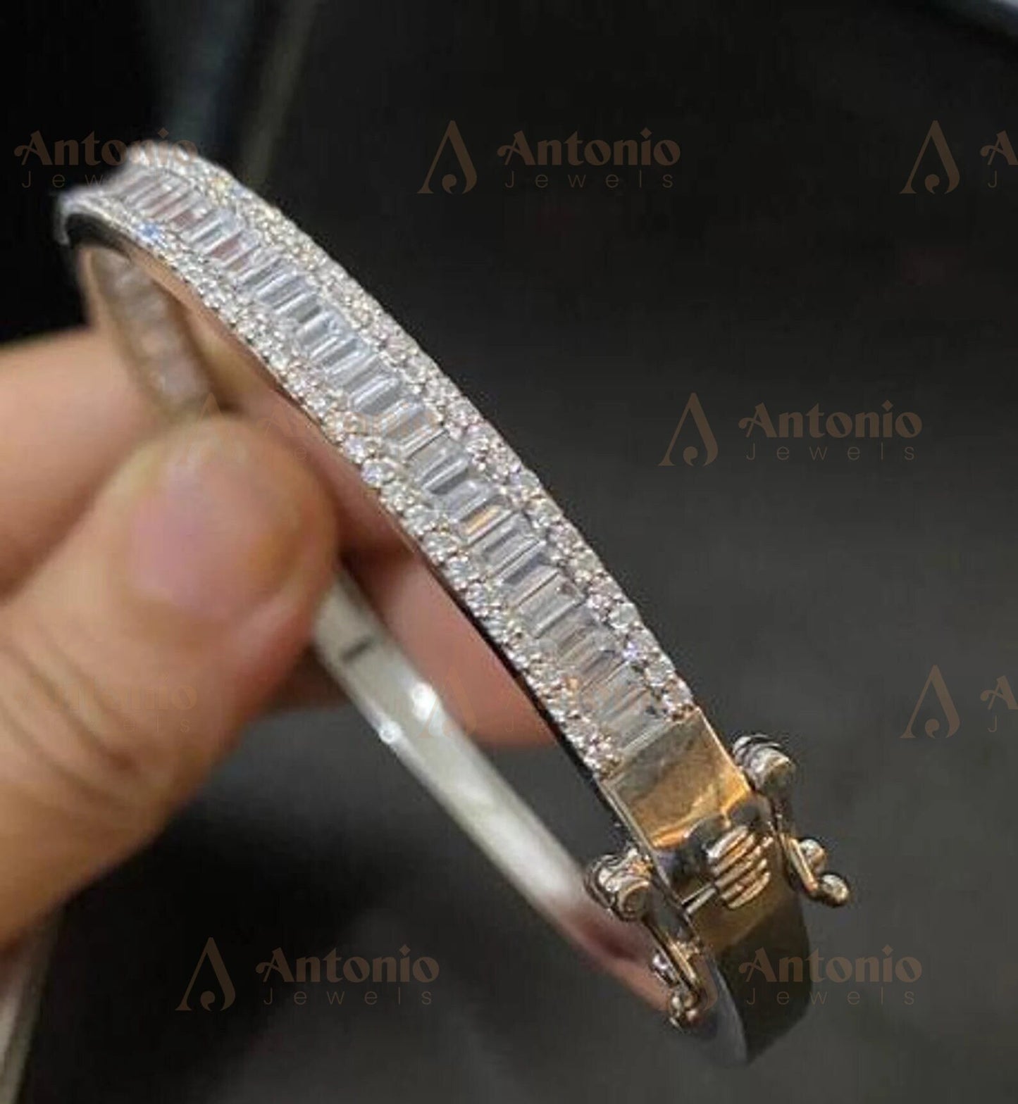 Baguette Moissanite Circle Tennis Diamond Bangle Bracelet