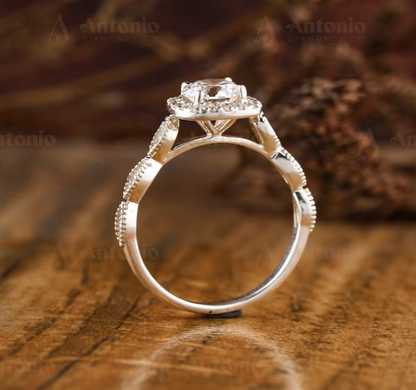 Round Cut Lab Grown Diamond Ring