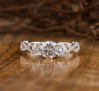 Vintage Lab Grown Round Cut Diamond Halo Ring