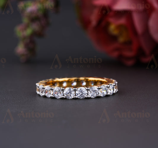 Round Cut Moissanite Wedding Band In 18K Yellow Gold, Promise Band For Her
