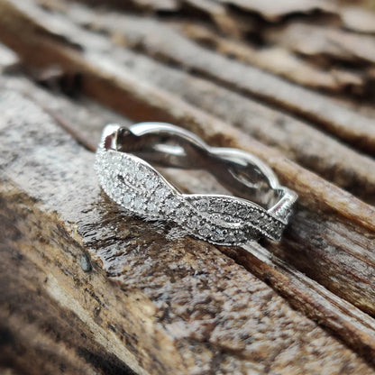 Curved Twig Moissanite wedding band