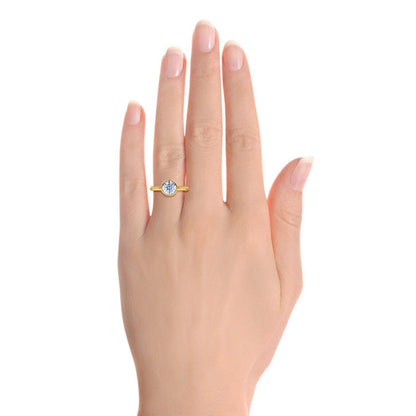 Bezel Setting Round Moissanite Engagement Ring