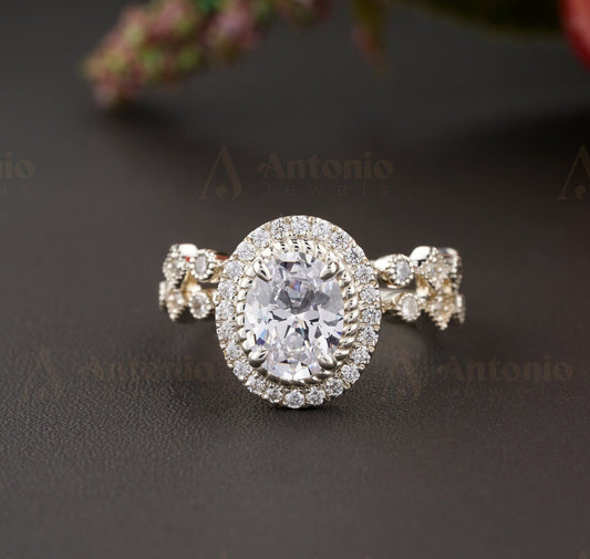 Halo Oval Moissanite Diamond Engagement Ring Set