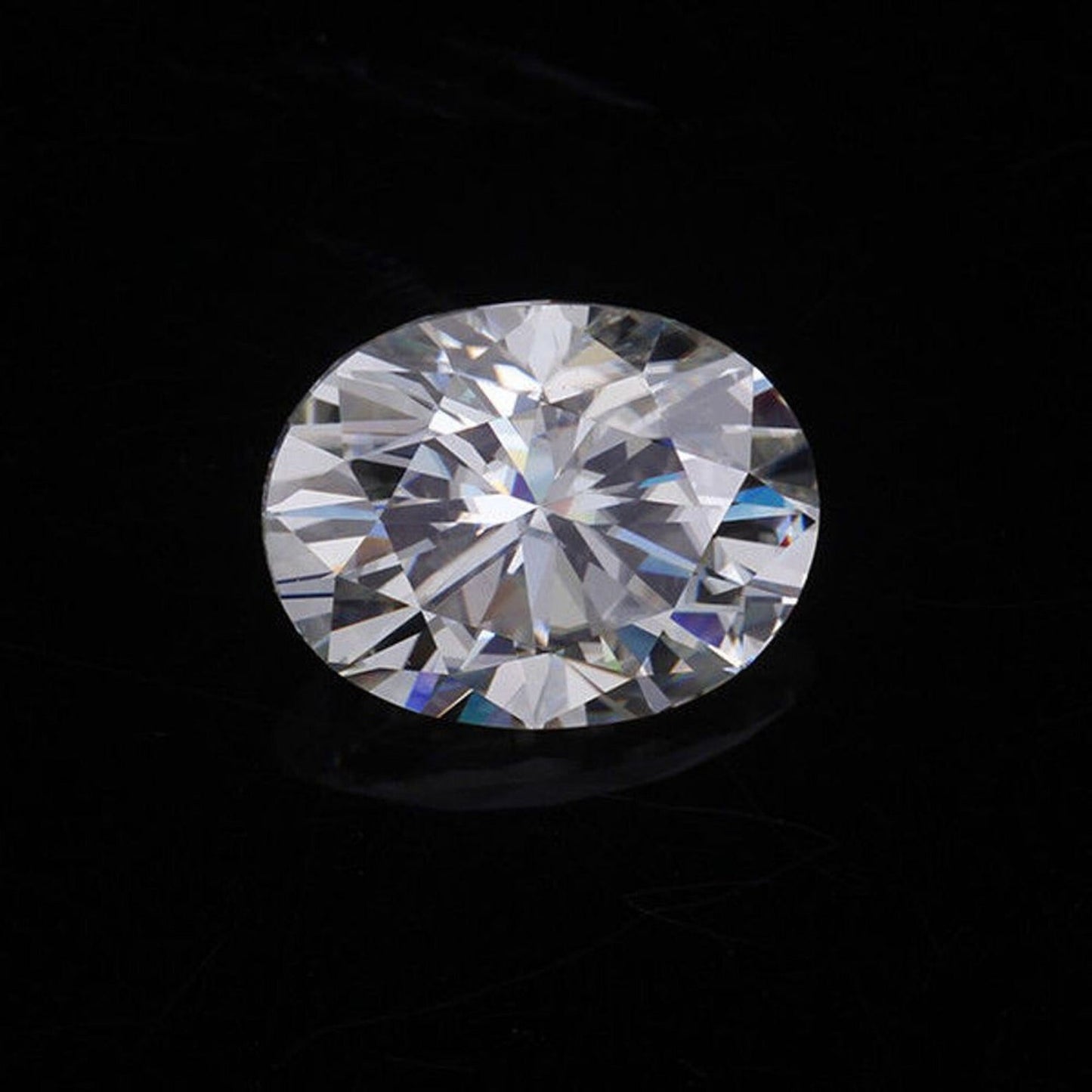 Oval Cut loose moissanite
