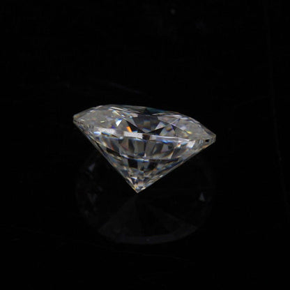 Oval Cut loose moissanite