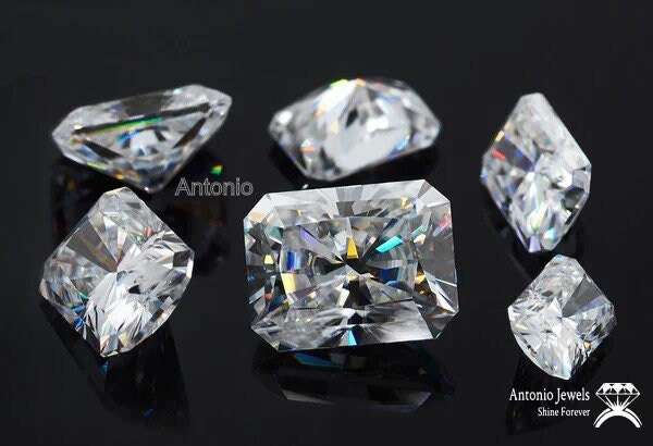 VVS Radiant Cut DEF Color Loose Moissanite
