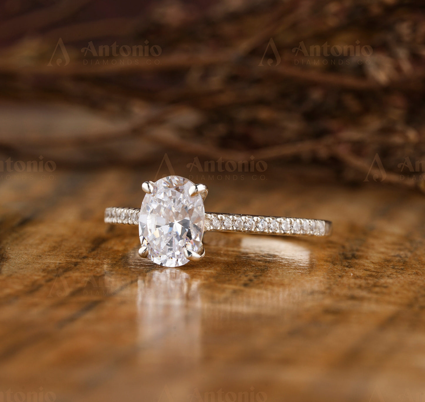 Oval Side Coated Lab Grown Diamond Ring